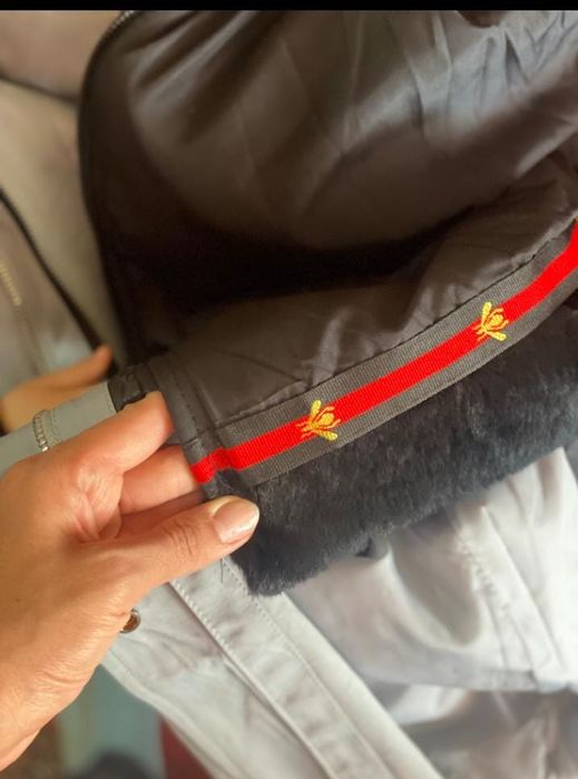 Продам парку новую