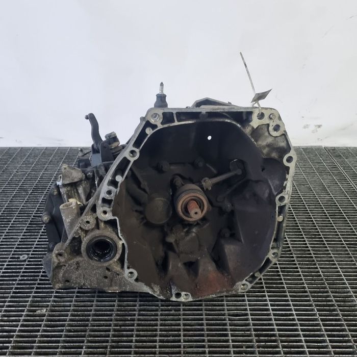 Cutie de viteze Nissan Qashqai Facelift 1.6 Benzina 2010 - 2013 117CP Manuala 5 Trepte ...