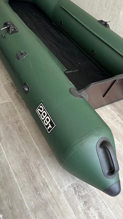 Продам лодку 299