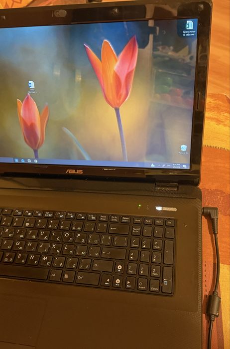 Лаптоп Asus K72J   (17,3"инча)