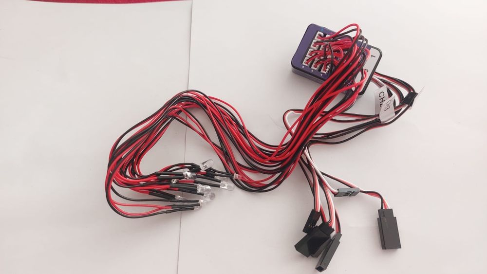 Kit lumini automodel rc cu 8 sau 12 leduri cablu y mufa esc servo