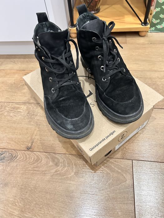 Зимние ботинки 38р