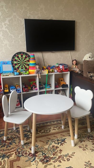 Детские столы и стулья