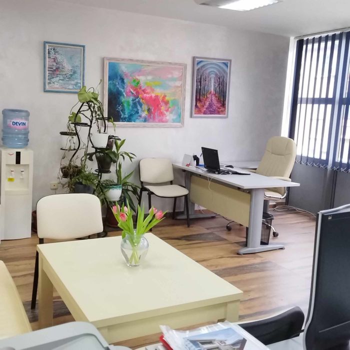 Продава се Офис в Сливен, Българка - 49 кв.м за 1633 €/кв.м - Снимка #1