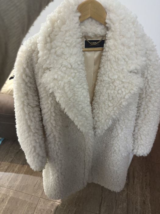 Elisabetta Franchi бяло пухено дълго палто 40 размер