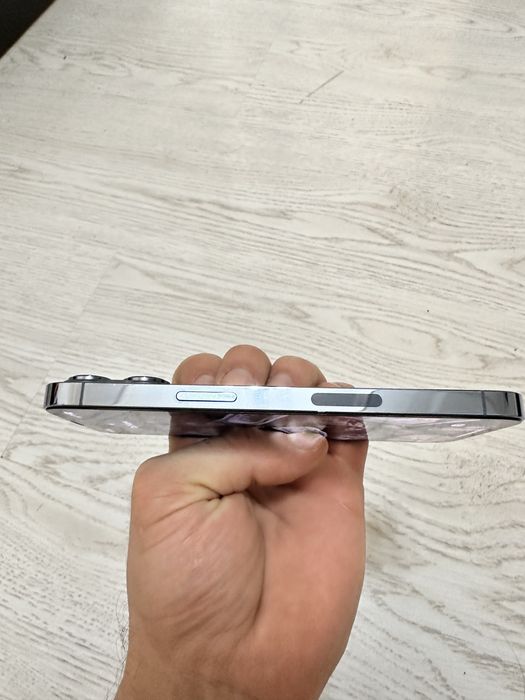 iPhone 13pro 128/76%