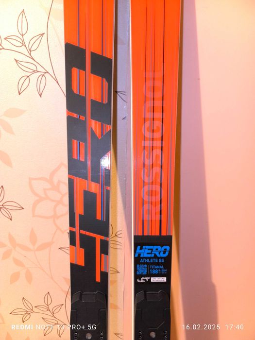 Продавам Чисто нови ски Rossignol GS Fis ски . 188 см модел 2024-2025г