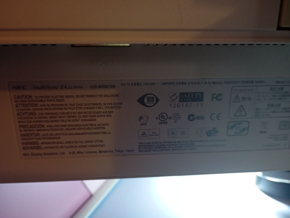 Doua monitoare Nec Multisync EA223wm .Pretul Este pe bucata