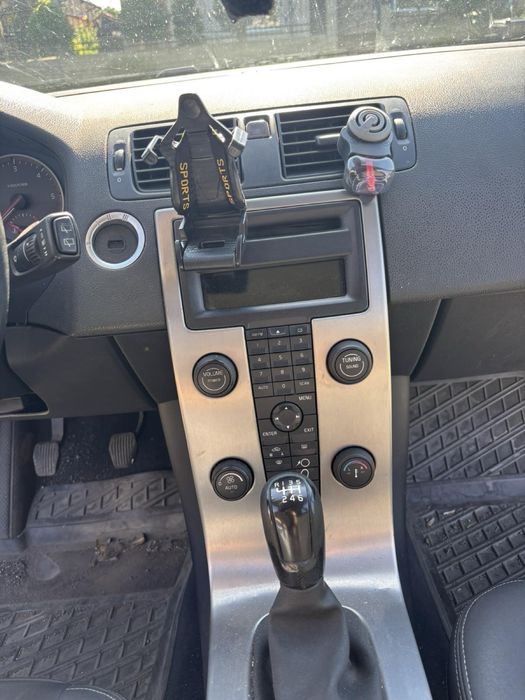 Volvo v50 2.0d 136hp