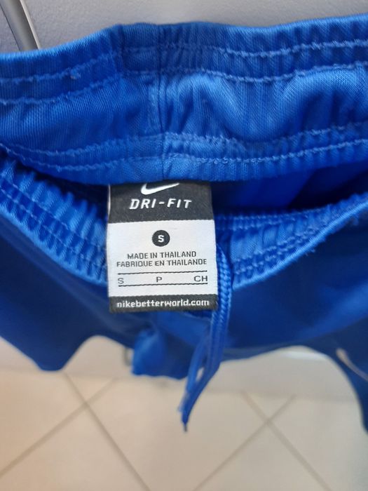 Къси панталонки Nike DRI-FIT различни модели.
