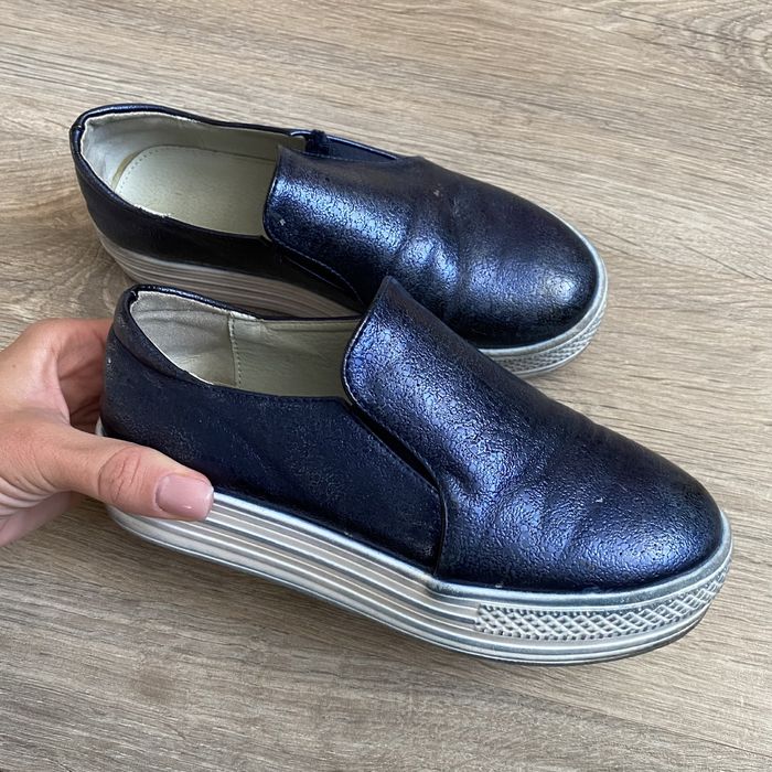 Продаю школьные туфли для девочки, 33 размер