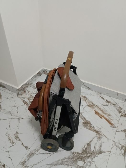 Продам коляску joie pact max
