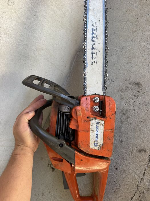 Vand drujba Husqvarna 236 x-torq pentru reparat sau piese