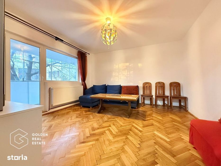 Apartament 2 camere, etaj 1, zona Polivalenta, decomandat