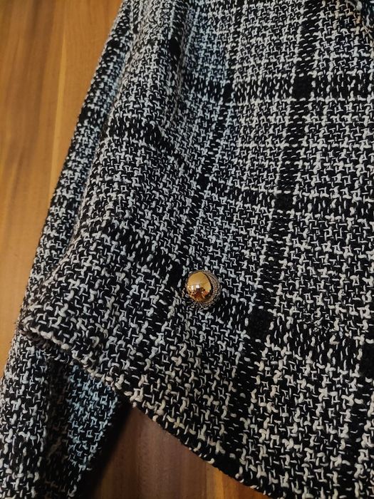 Късо сако от букле