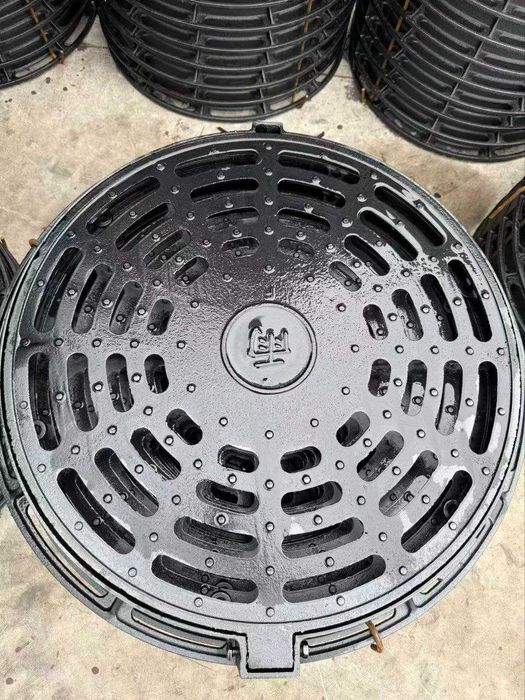 Люк чугунный ТВК