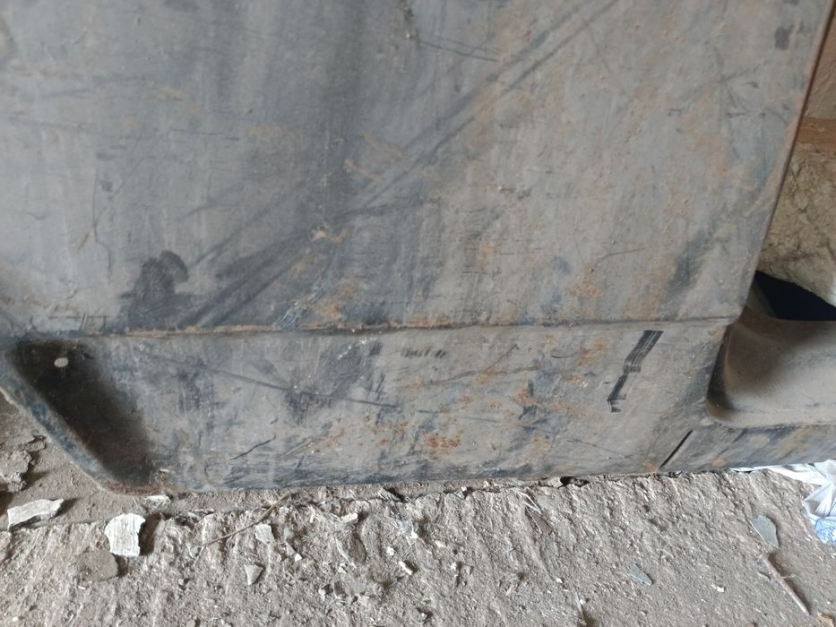 продам боковая сторона ВАЗ 2108