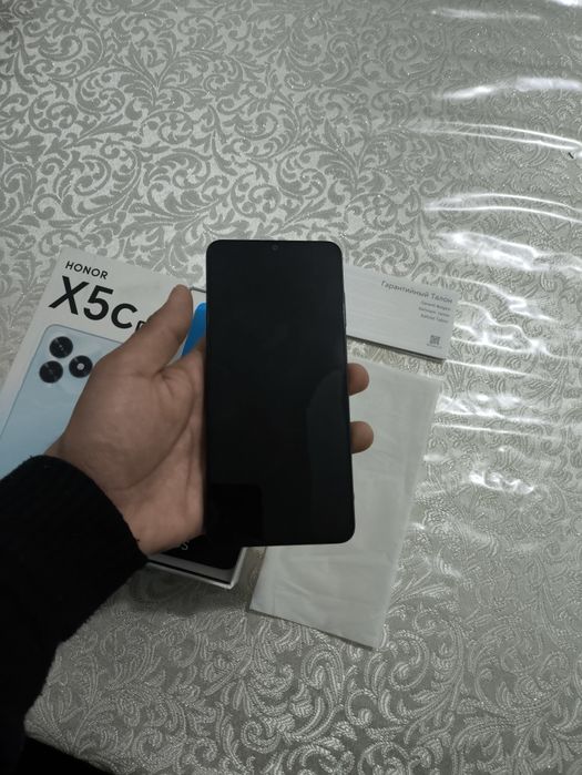 Honor x5c plus holati yangi