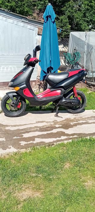 Aprilia sr 50 scuter sau schimb