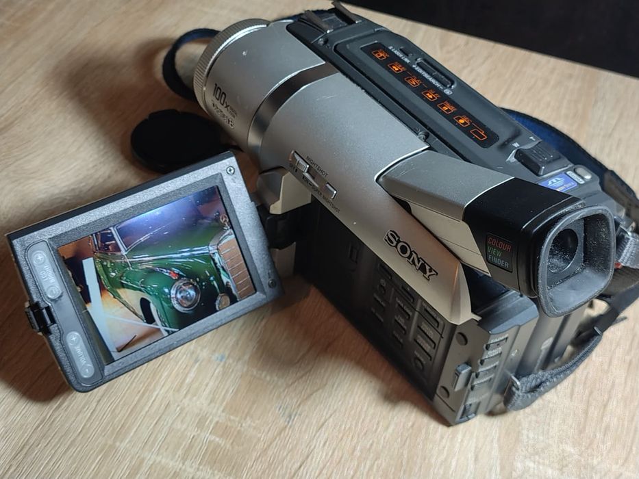 Camera video Sony DCR-TRV 620E