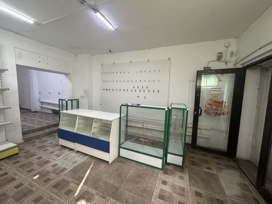 торговые стеллажы, витрины