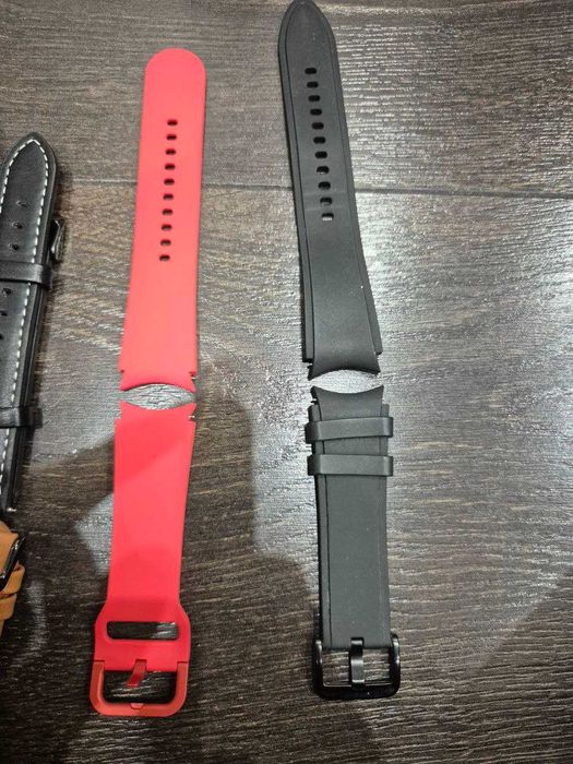 Samsung Galaxy Watch 4 Classic 46mm + 5 каишки