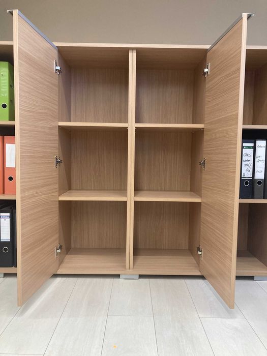 Дървени бюра за офис / Wooden office desks (9x)