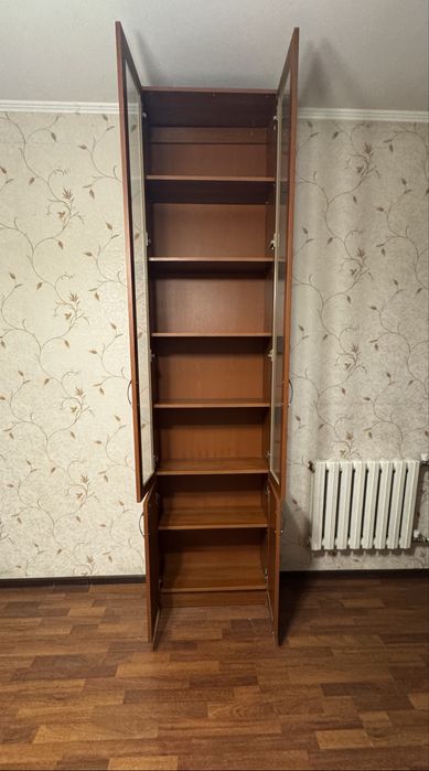 Шкаф продается отличный