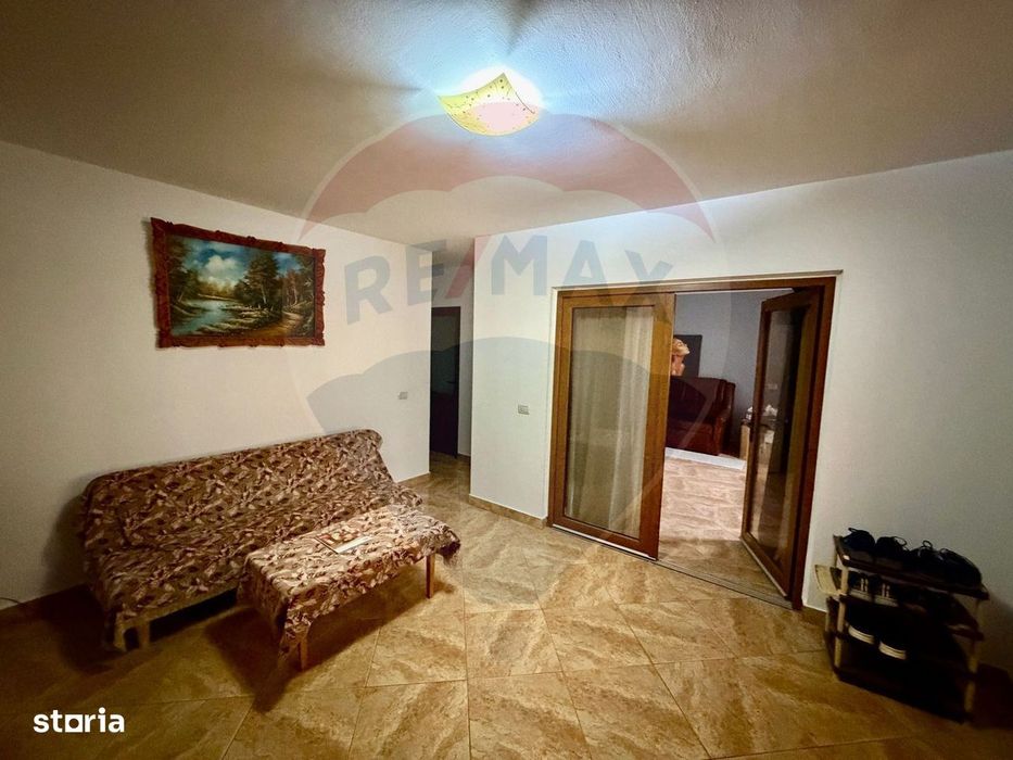Casă / Vilă cu 4 camere de vânzare