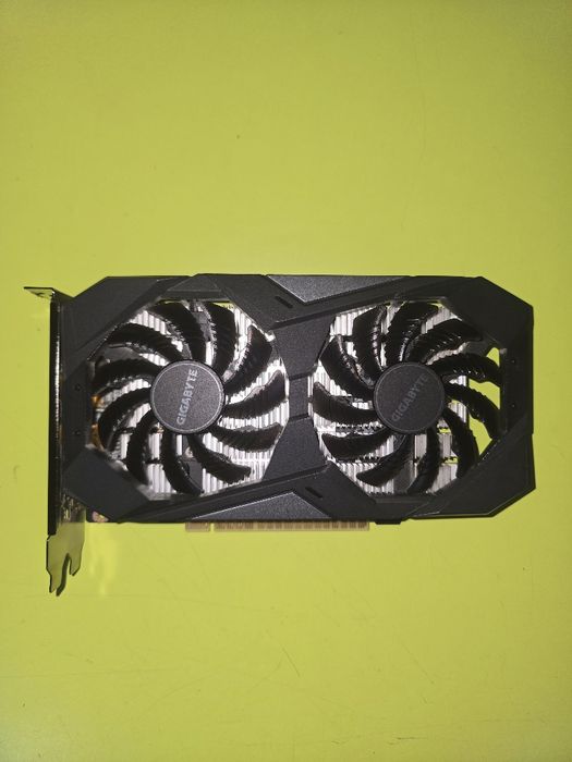 Видеокарта NVIDIA Gigabyte GeForce GTX 1650