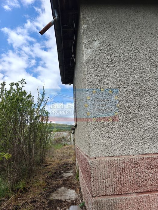 Къща в село Гърло