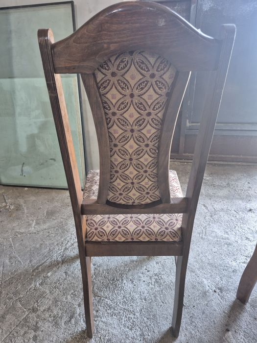 Продам Стулья стол 45 штук