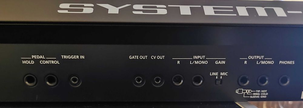 Синтезатор Roland SYSTEM-8