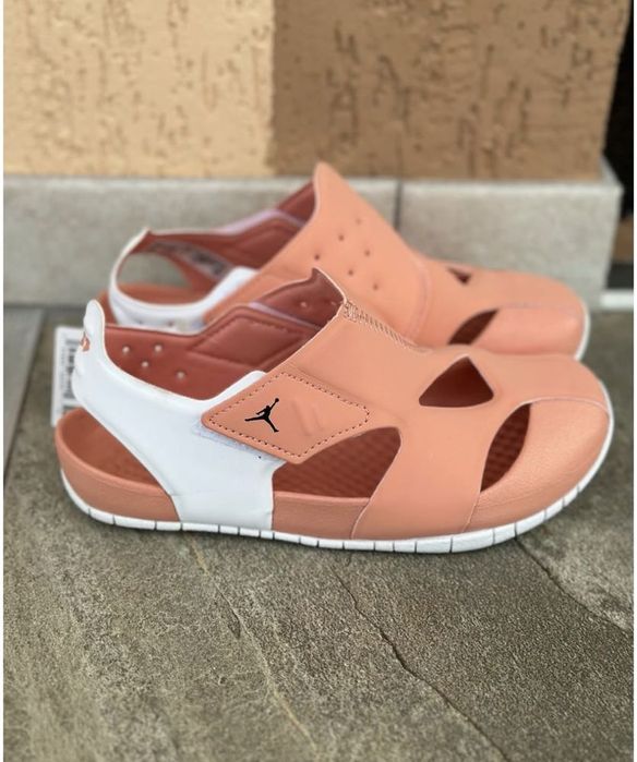 Оригинални сандали Nike Jordan