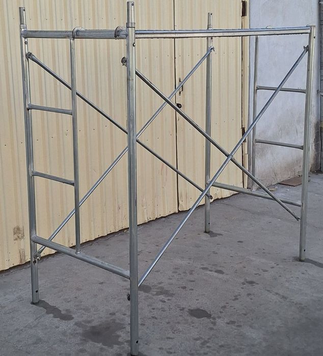 Леса алюминиевые+ плюс алюминиевая  площадка для тех кто себя любит