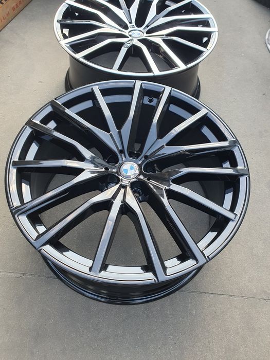 o janta Bmw X5,X6 originala  pe 22, Neagra sau dyamond cut