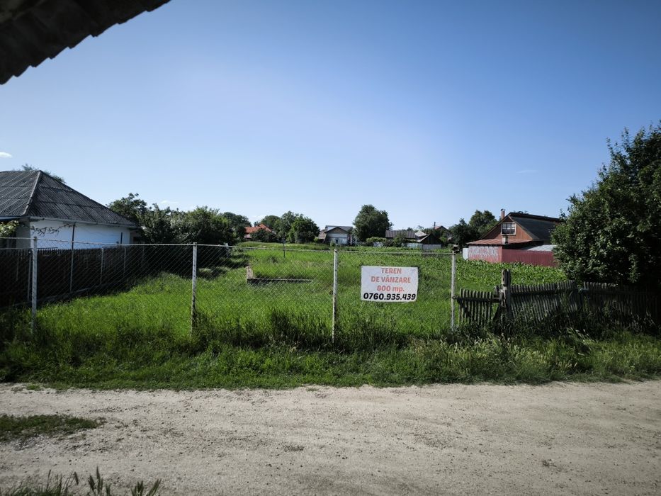 Teren intravilan 800 mp + fundație 135 mp | Roznov, Slobozia – Strada Răculești | Ideal pentru casă