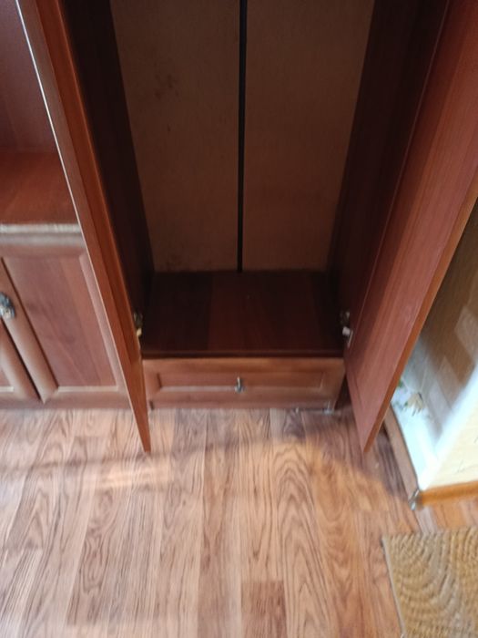 Продам хорошую прихожую