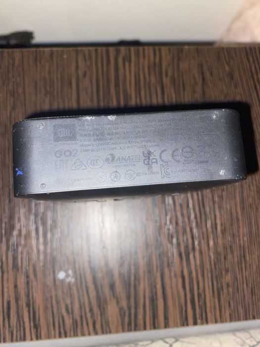 Продам колонку JBL GO1