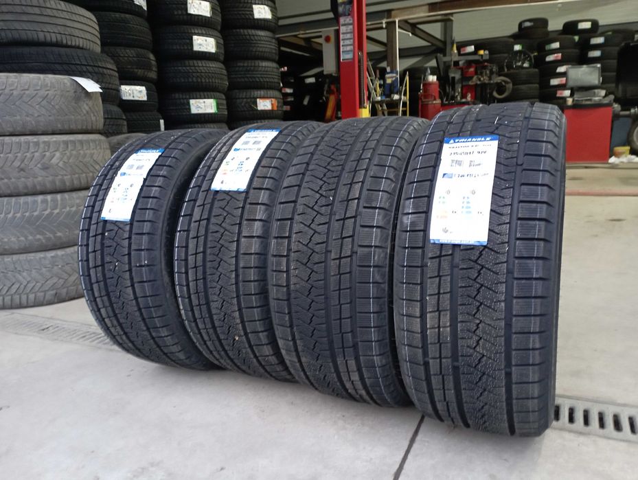 Anvelope 235/45/17 Triangle Noi De Iarna