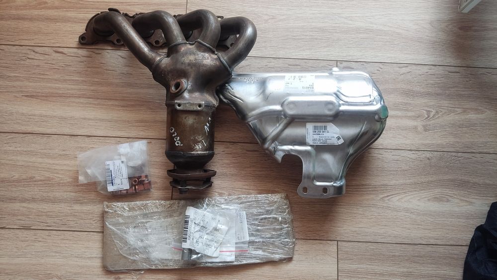 Продам выпускной коллектор на VW Polo