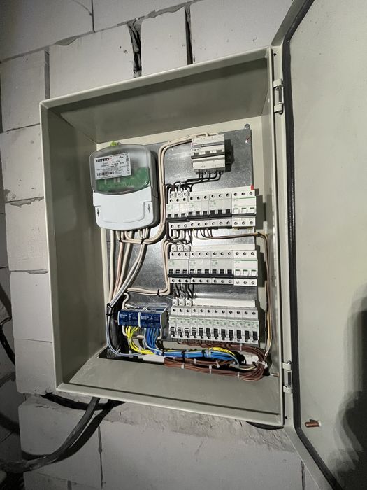 Услуги электрика 24/7