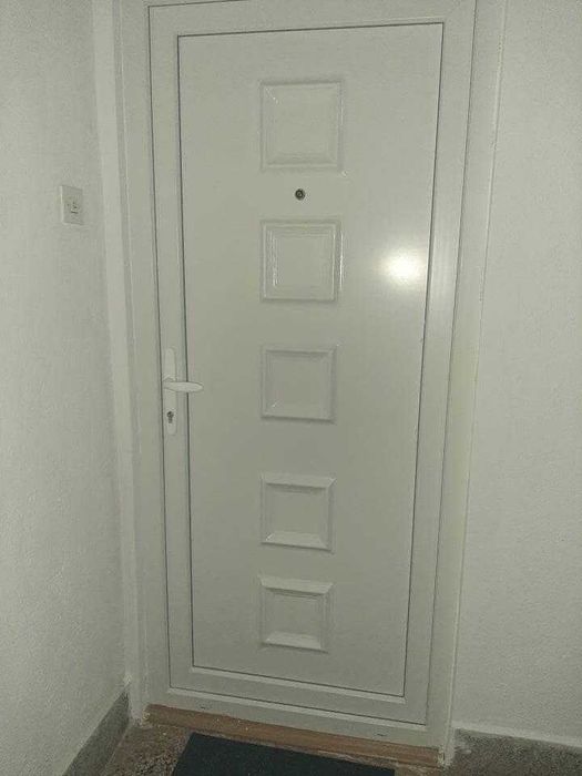 Дава се под наем Тристаен апартамент в Бургас, Лазур - 57 кв.м за 255 € - Снимка #1