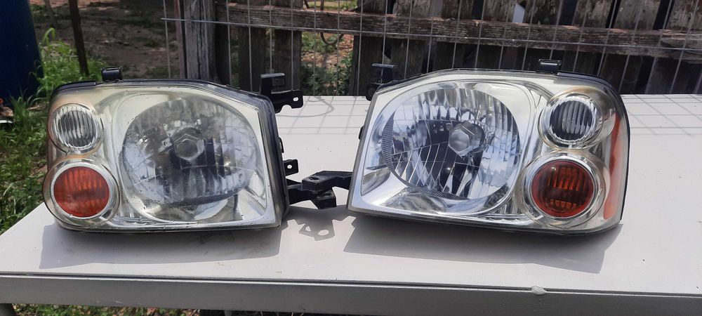 2 FARURI Nissan NAVARA cod 100-24810 LH/2002 - 2013/ Tel - O76134743O