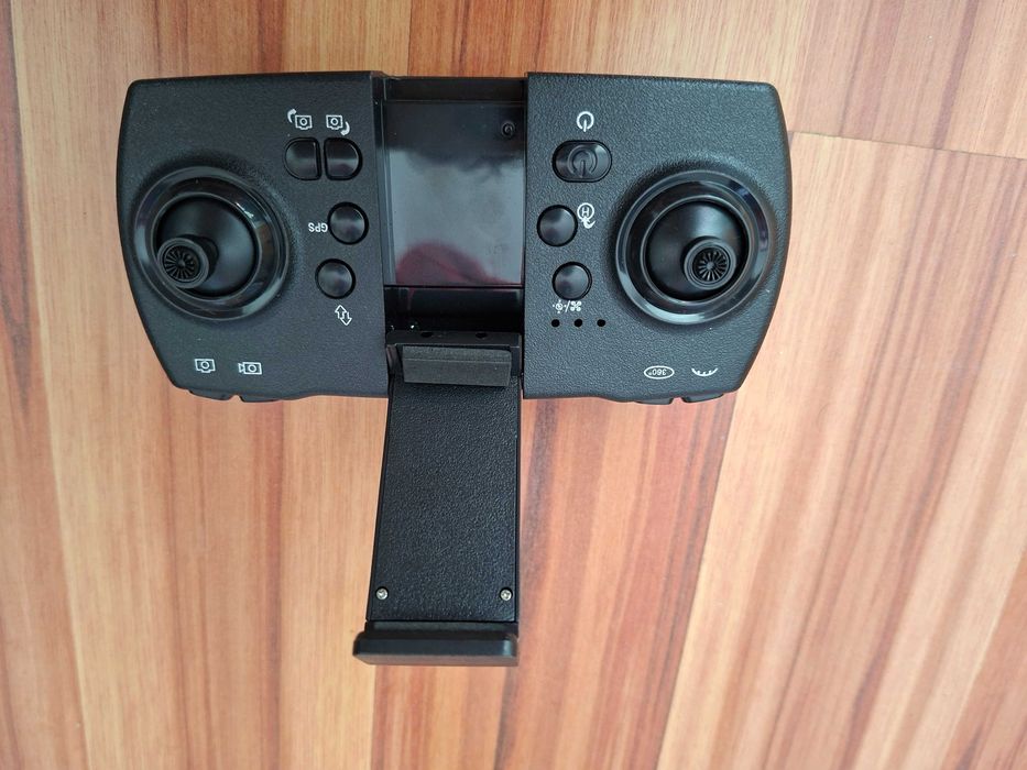Дрон KF613 в гаранция, почети нов - 100€