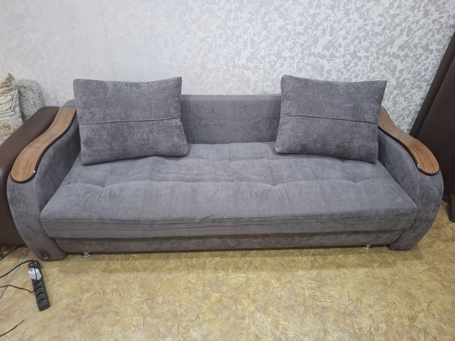 Продам диван+ отдам кресло кровать