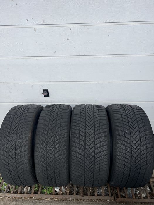 Cauciucuri m+s 275/45/21 si 315/40/21 Bridgestone