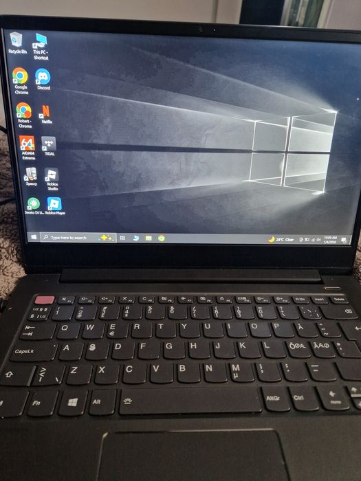 Laptop Lenovo ryzen5