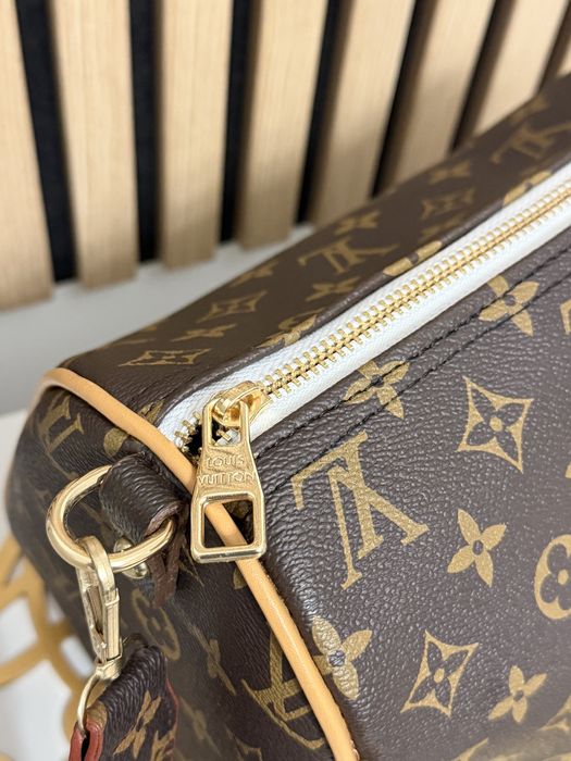 Geanta Luis Vuitton medie unisex incapatoare de umar