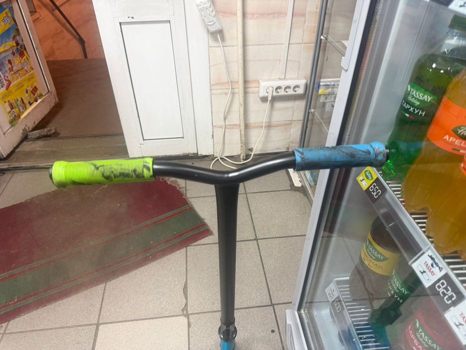 Продам трюковой самокат
